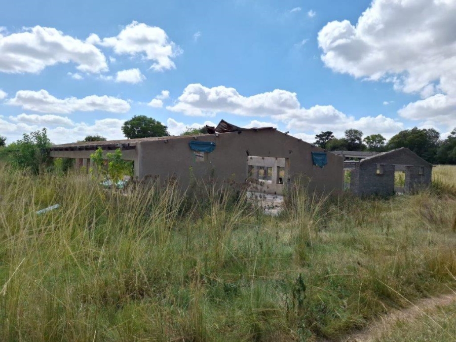 Commercial Property for Sale in Buffelshoek AH North West